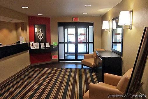 Suburban Minneapolis Hotel