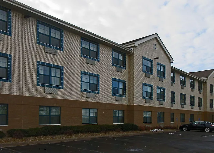 Suburban Minneapolis Hotel