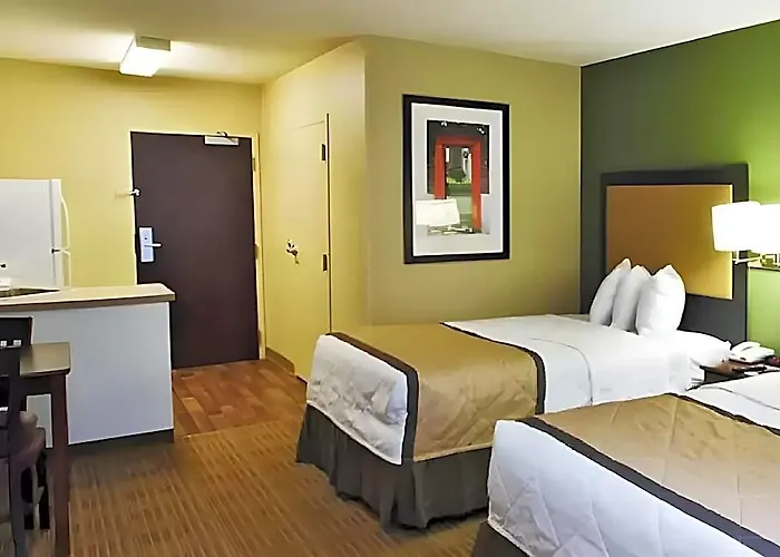 Hotel Suburban Minneapolis