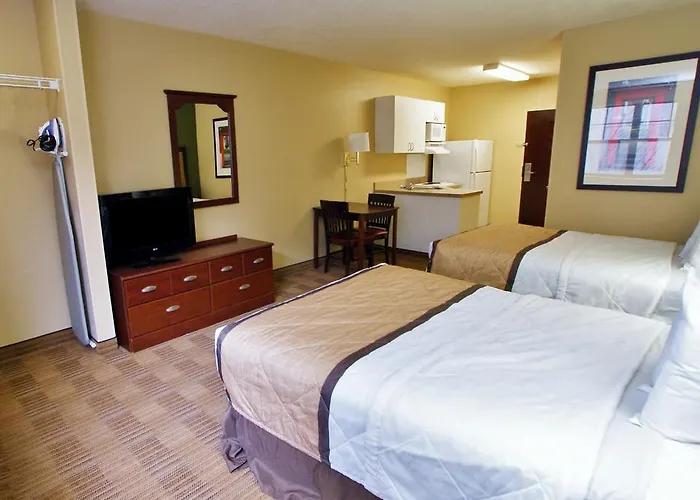 Hotel Suburban Minneapolis 2*