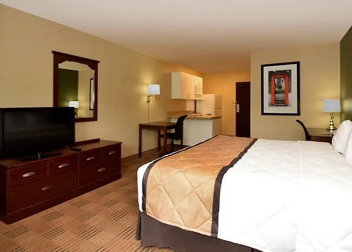Hotel Suburban Minneapolis 2*